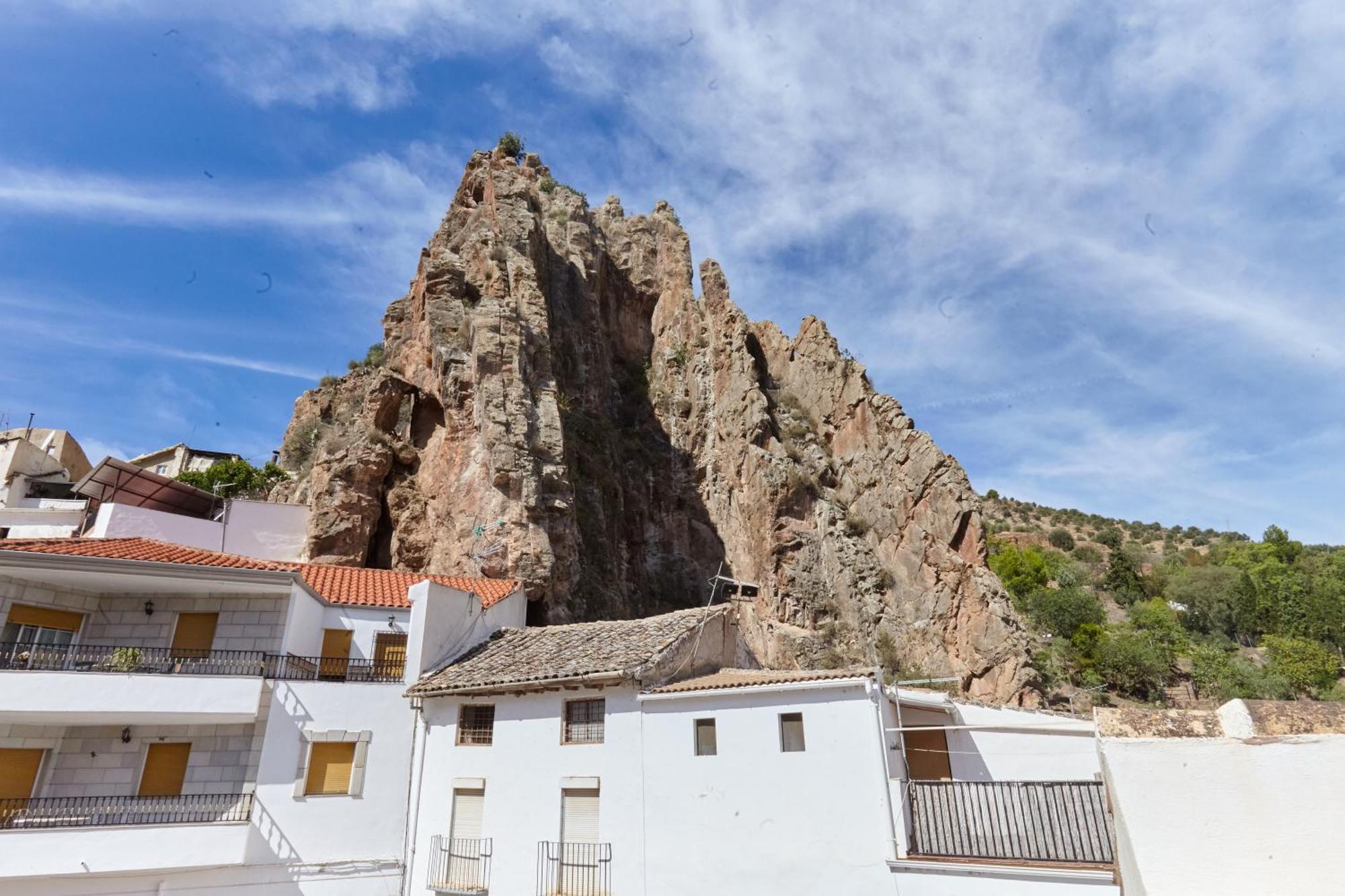 Casa Del Alamo Holiday home